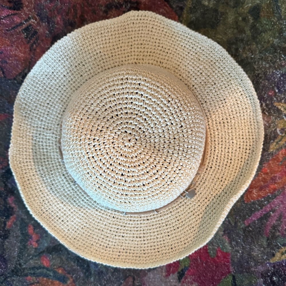 Rag & Bone woven sun hat, packable, rollable, wheat color w brown leather band.